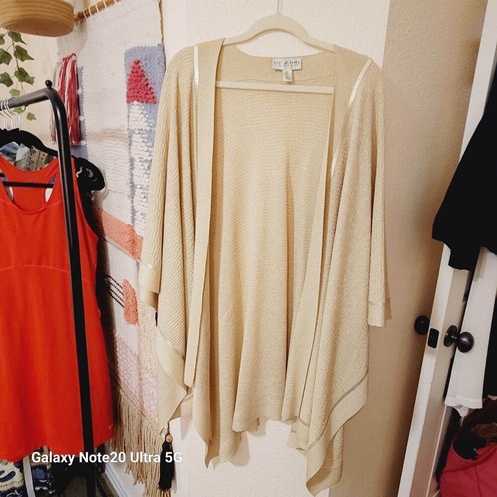 ST. JOHN COLLECTION RUANA WOOL BLEND WRAP IN BEIGE W GOLD SPARKLE, SZ M/L